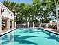 Unterkunft 10525402 • Appartement Florida • DoubleTree by Hilton Sunrise - Sawgrass Mills  • 2 von 26