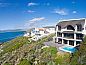 Verblijf 12027228 • Vakantiewoning West-Kaap • Whale Huys Luxury Oceanfront Eco Villa  • 7 van 26