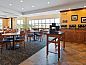 Verblijf 2025102 • Vakantie appartement New England • Best Western White House Inn  • 3 van 26