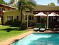 Verblijf 4927203 • Vakantiewoning West-Kaap • Cedar Lodge Guest House  • 1 van 26