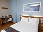 Verblijf 5414306 • Vakantie appartement Barcalona / Costa Maresme • Travelodge Barcelona Fira  • 2 van 26