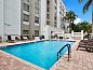 Verblijf 9425406 • Vakantie appartement Florida • Comfort Suites - Weston  • 4 van 26