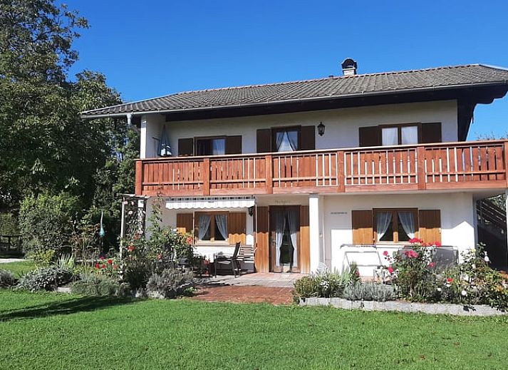 Verblijf 03356305 • Vakantiewoning Beieren • Vakantiehuis in Gstadt am Chiemsee 