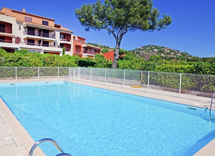 Guest house 048121701 • Apartment Provence / Cote d'Azur • Appartement agay Plage 