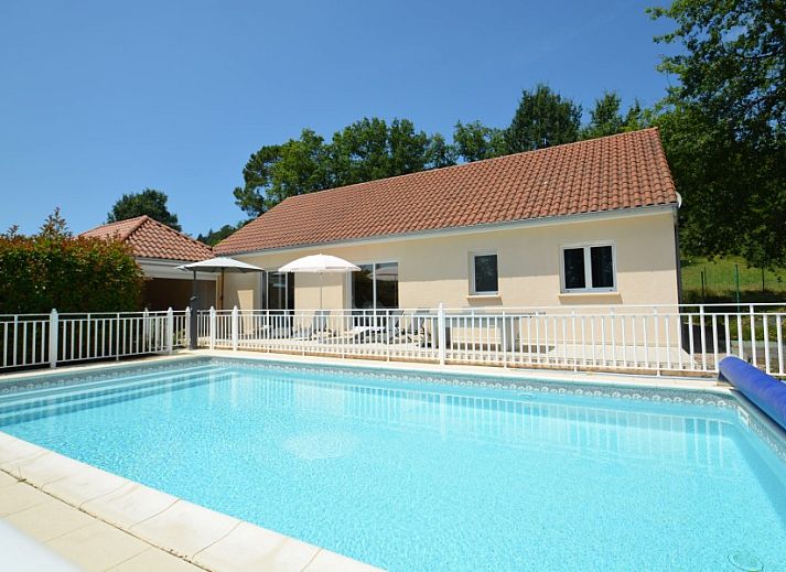 Guest house 05491203 • Holiday property Aquitaine • La Roseraie 