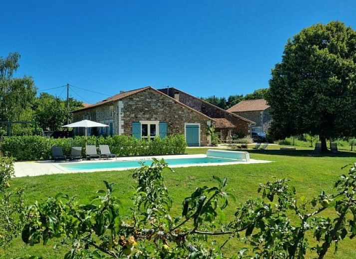 Guest house 05719610 • Holiday property Poitou-Charentes • Le Tilleul 