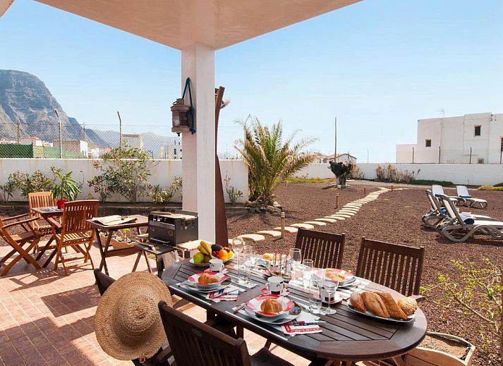 Guest house 0614410 • Holiday property Canary Islands • Agaete Beach Rental at Volcanic Natural Pools 