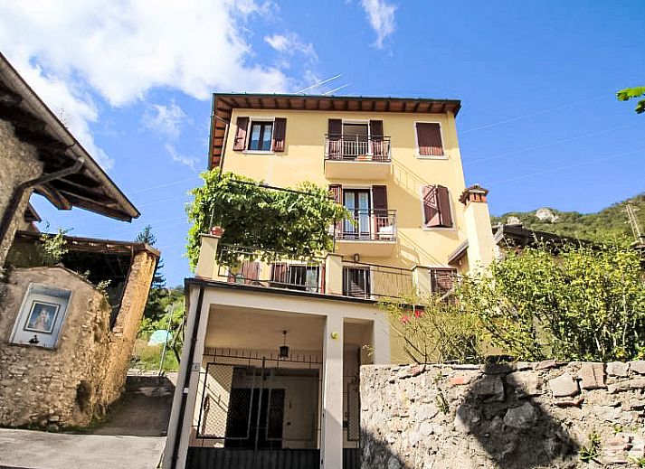 Guest house 08922910 • Apartment Italian Lakes • Appartement Formaga 