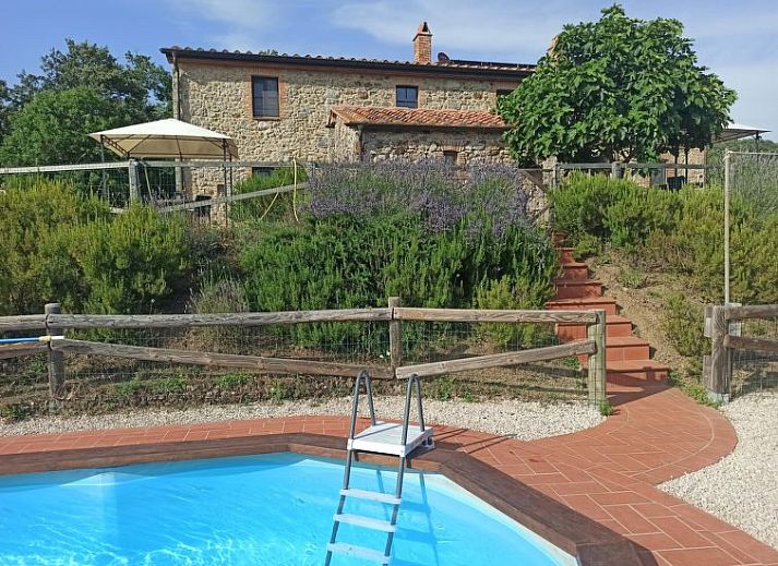 Guest house 09582504 • Apartment Tuscany / Elba • Appartement Pian dei Carpini - Laura 