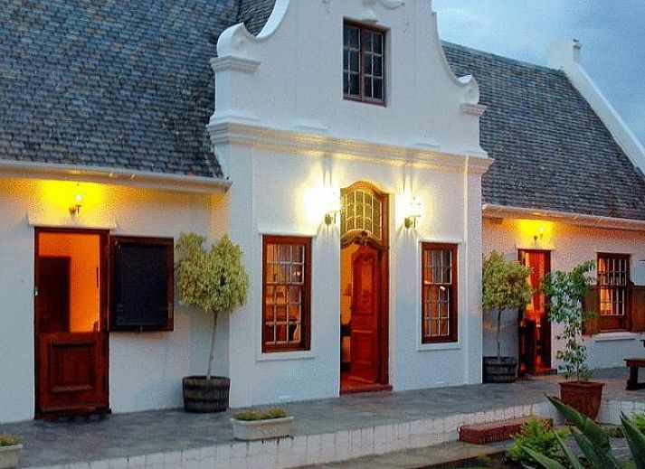 Guest house 1226401 • Holiday property Oost-Kaap • Kronenhoff Guesthouse 