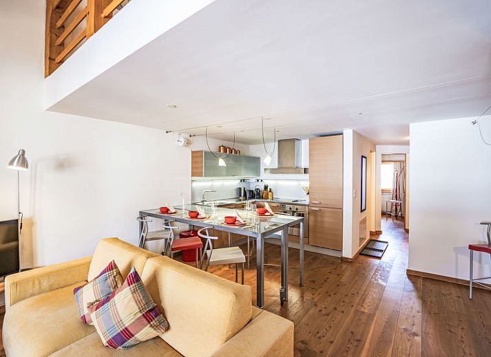 Verblijf 1827004 • Appartement Graubunder / Grisons • Appartement Chesa Alossa