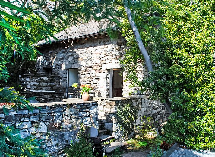 Verblijf 1833313 • Vakantiewoning Ticino / Tessin • Vakantiehuis Garuda 