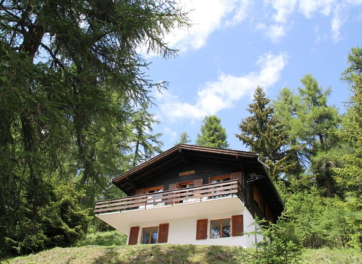 Verblijf 1844705 • Vakantiewoning Wallis / Valais • Vakantiehuis Chalet Soldanella (BEL205) 