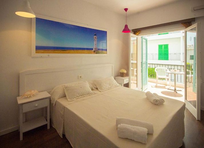 Verblijf 5020527 • Vakantiewoning Ibiza • Hostal Sunset Ibiza 