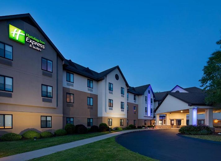 Verblijf 5625103 • Vakantie appartement New England • Holiday Inn Express & Suites Bradley Airport, an IHG Hotel 