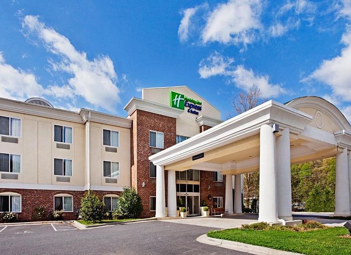 Verblijf 5925301 • Vakantie appartement Zuiden • Holiday Inn Express Hotel & Suites Cherokee-Casino, an IHG H 