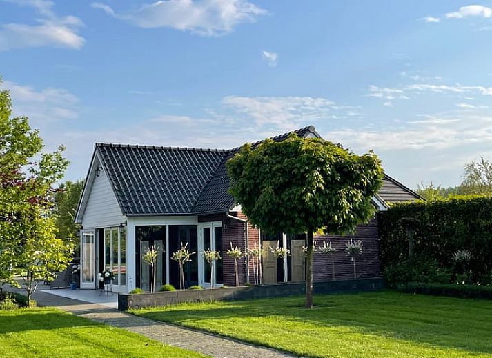 Guest house 661101 • Holiday property Goeree-Overflakkee • Huisje in Dirksland 