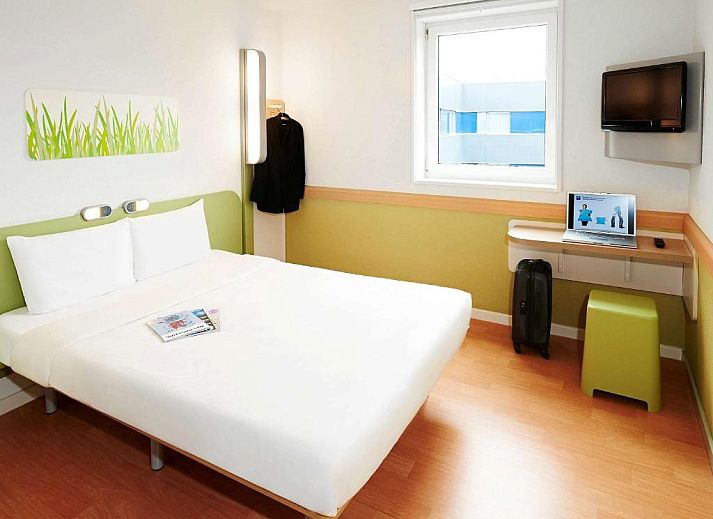 Guest house 7715302 • Apartment Costa de Valencia • Ibis Budget Valencia Aeropuerto 