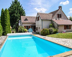 Guest house 0384702 • Holiday property Auvergne • Les Niauleres 