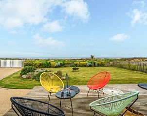 Guest house 0415106 • Holiday property Brittany • Vakantiehuis Les pieds dans l'eau 