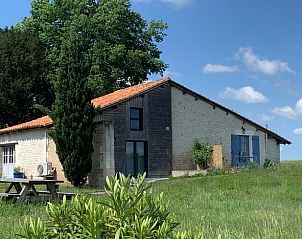 Verblijf 05713304 • Vakantiewoning Poitou-Charentes • Vakantiehuisje in Juignac 