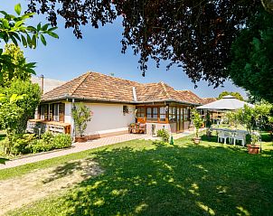 Guest house 0730914 • Holiday property Balatonlake • Vakantiehuis Sunny 