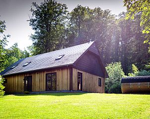 Guest house 095103 • Holiday property Luxembourg • Luxe villa voor 12 personen met een sauna en bubbelbad in de 