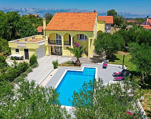 Guest house 10323109 • Holiday property Dalmatia • SANTA MIHOVIL 