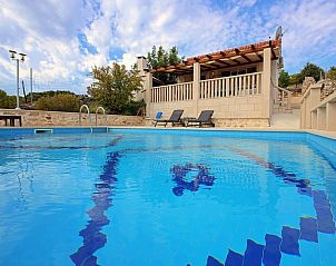 Guest house 1037006 • Holiday property Dalmatia • Vakantiehuis Villa Tonka 