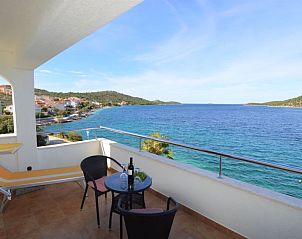 Guest house 1039803 • Apartment Dalmatia • Appartement Galeb (ROZ 104) 