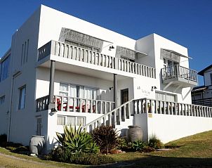 Guest house 12027211 • Bed and Breakfast West-Kaap • The Bay Lodge 