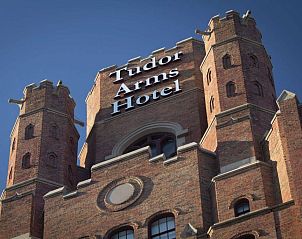 Verblijf 15225508 • Vakantie appartement Midwesten • DoubleTree by Hilton - The Tudor Arms Hotel 