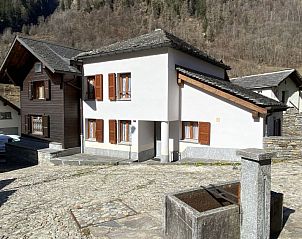 Verblijf 18215003 • Appartement Graubunder / Grisons • Appartement Della Posta Cervo Giardino 