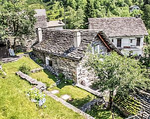 Guest house 1836902 • Holiday property Ticino / Tessin • Vakantiehuis La Formighera 