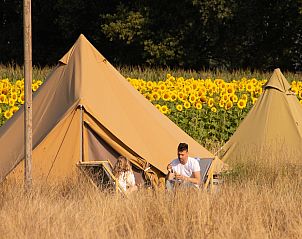 Verblijf 524652 • Tenthuis Twente • Pop-up glamping: Buurvrouws' Belltentje | 2-6 personen 