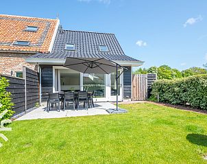 Verblijf 621003 • Vakantiewoning Walcheren • Prachtige 6-persoons zomerwoning met tuin op het zuiden in 